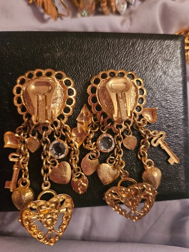 Vintage Kirks Folly Gold Tone Heart Dangle Clip On Earrings - Picture 4 of 6