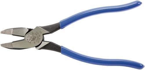 Klein Tools D2000-9NE Side Cutter Linemans Pliers, Made in USA, 9-Inch, Blue - Picture 7 of 8