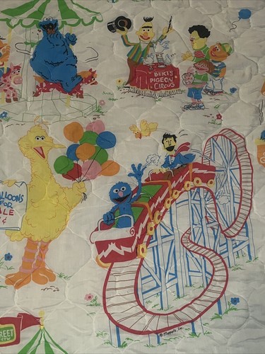 VTG Sesame Street Full Size Bedspread Roller Coaster Fair Burlington 81x97 Rare! - Picture 2 of 9