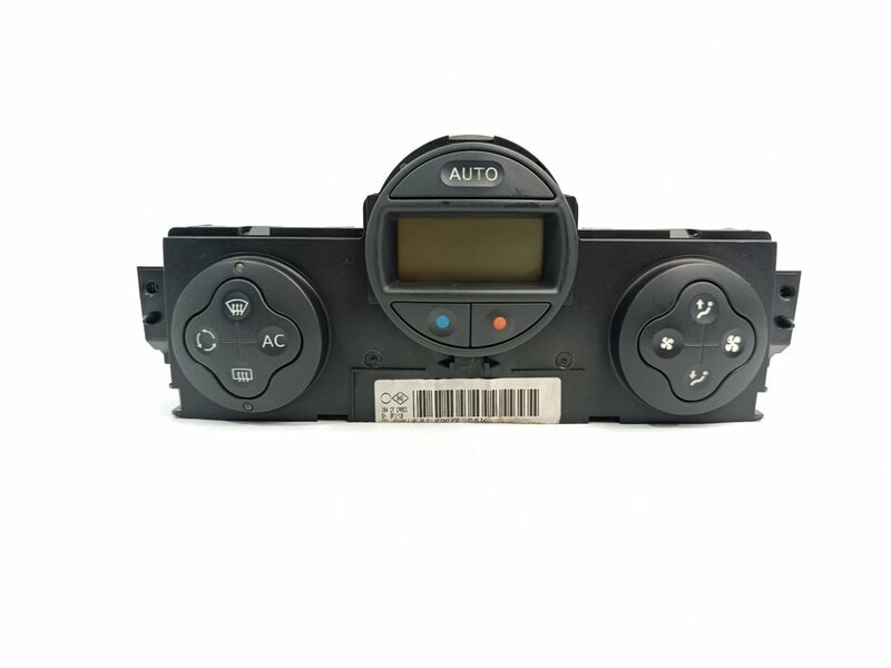 Foto 1 di 8