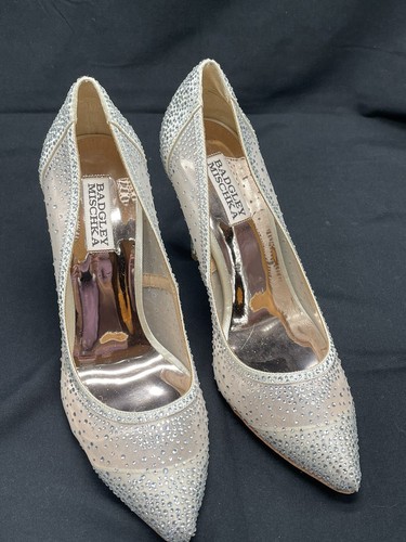 badgley mischka weslee pointed toe studded ivory heels- size 8.5 - Picture 3 of 10