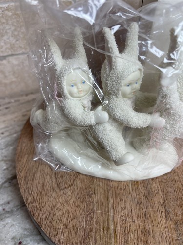 Department 56 Snowbabies Bunnies LET’S DO THE BUNNY HOP Figurine 1994 - Picture 2 of 15