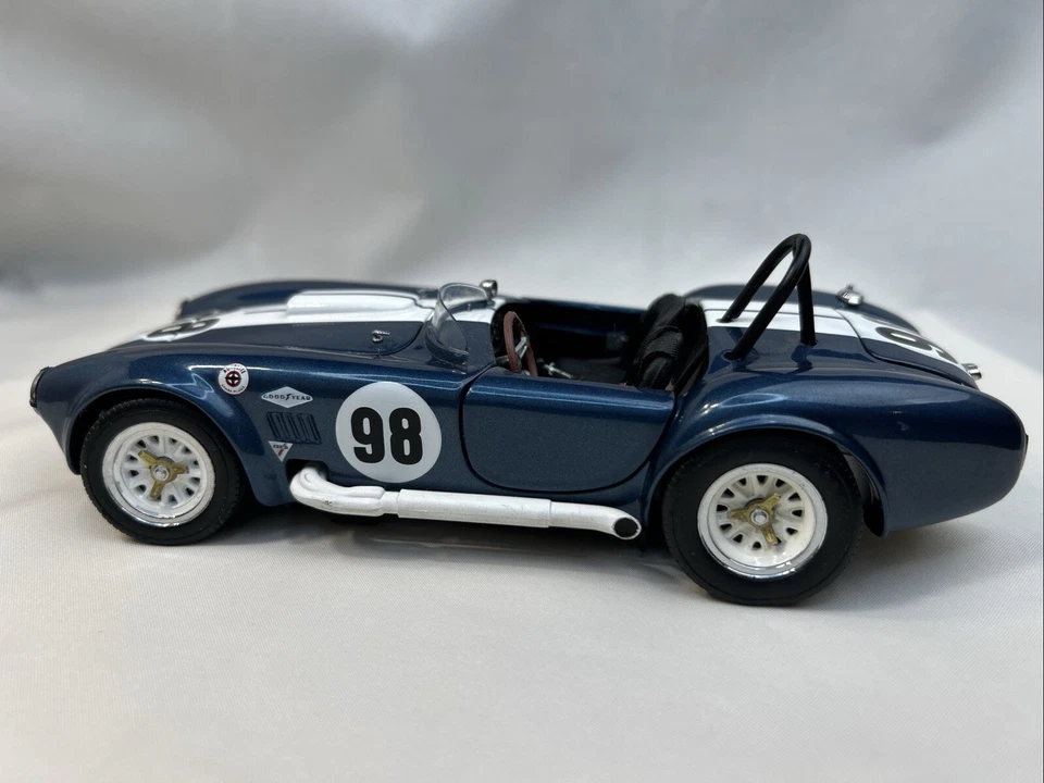Revell 1988 fundido a presión, #98 azul Shelby Cobra HERMOSO Y PERFECTO ¡¡GUAU!! *Sin caja* Foto 4 de 4