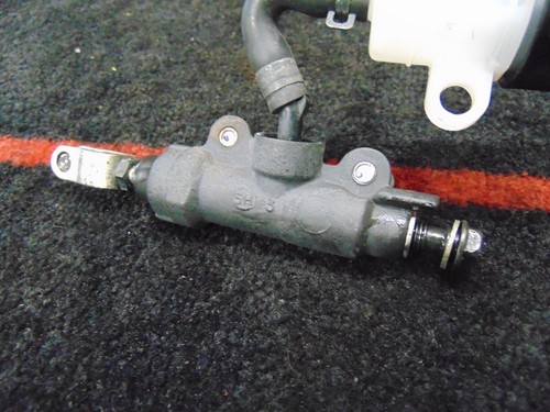 KAWASAKI Z800 Z 800 SUGOMI LIMITED EDITION, REAR BRAKE MASTER CYLINDER - Picture 5 of 5