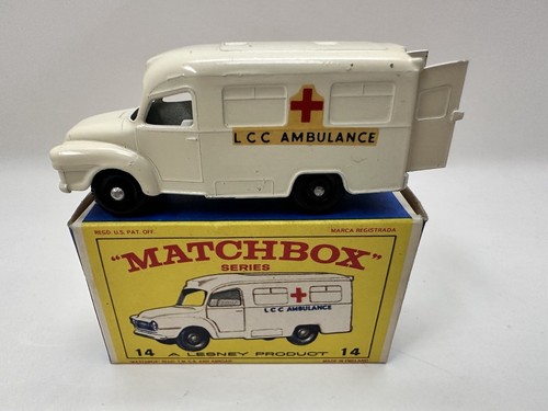 Matchbox Lesney Vintage 60er Jahre Lomas Ambulance weiß #14 mit Original Box Old Stock