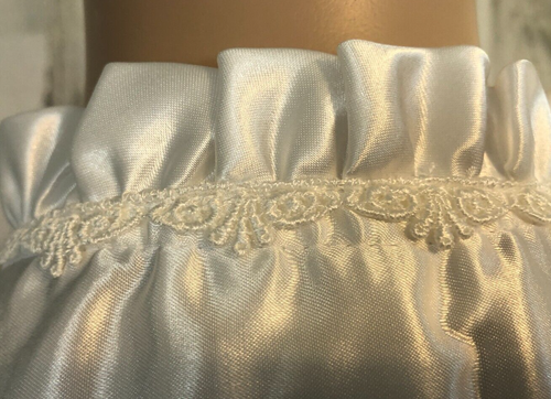 NEW vtg womens White Fleece Backed Satin Nightgown XS NWT Wedding Cottage Core - Picture 13 of 20