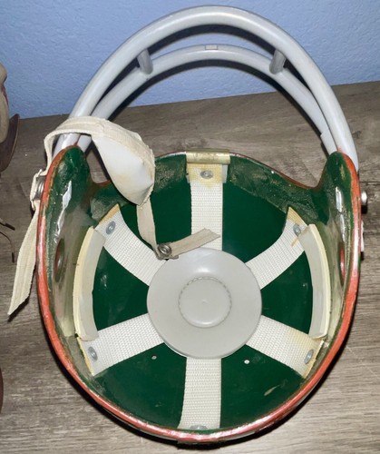 Vintage! J C Higgins #150-2493 Youth Football Shoulder Pads & Helmet. - Picture 8 of 8