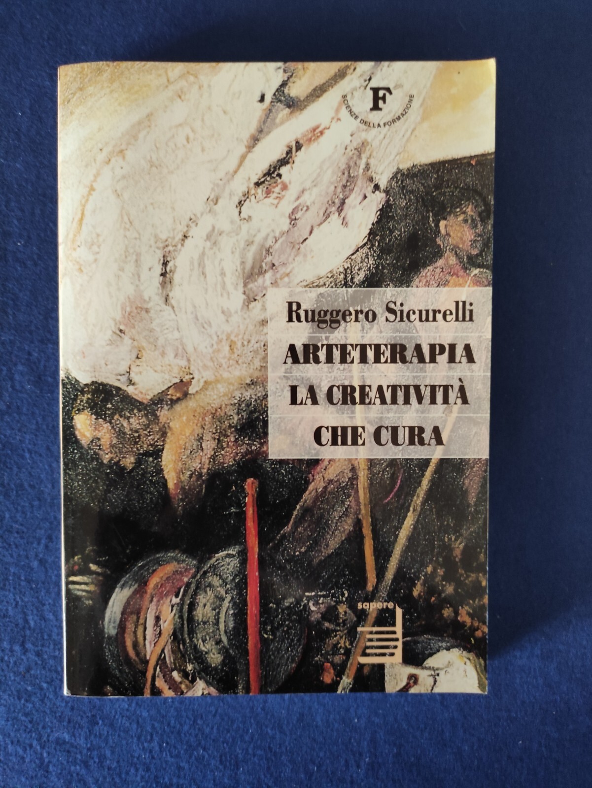 Foto 1 di 12