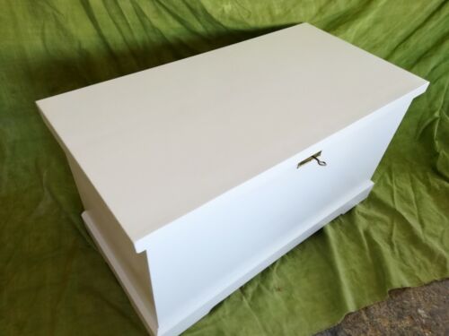 BAUL COFRE de madera con CERRADURA. XXL 92 cms. Color blanco - Imagen 2 de 5