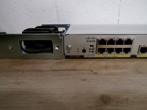 Routeur CISCO C1111-8P ISR 1100 8 ports double GE WAN Ethernet services intégrés - Photo 2/3