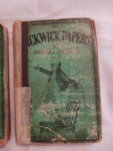 The Pickwick Papers - Charles Dickens 1865 Chapman & Hall Illustrated Covers 1-2 - Picture 3 of 11