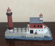 Harbour Lights - Signed 1998 Grand Haven South Pier, MI #212 Lighthouse Unboxed