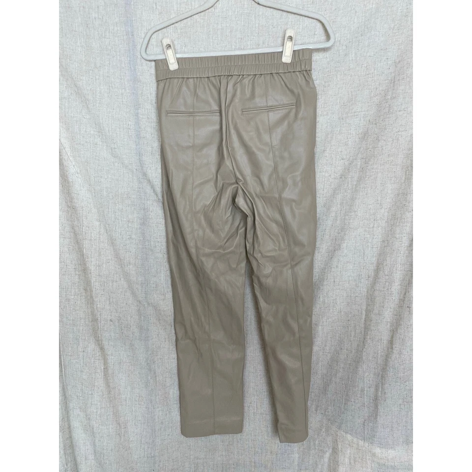 Pantalón Ann Taylor The Imitación Cuero Pull On Tobillo Crema Marfil Talla Pequeña Foto 3 de 4