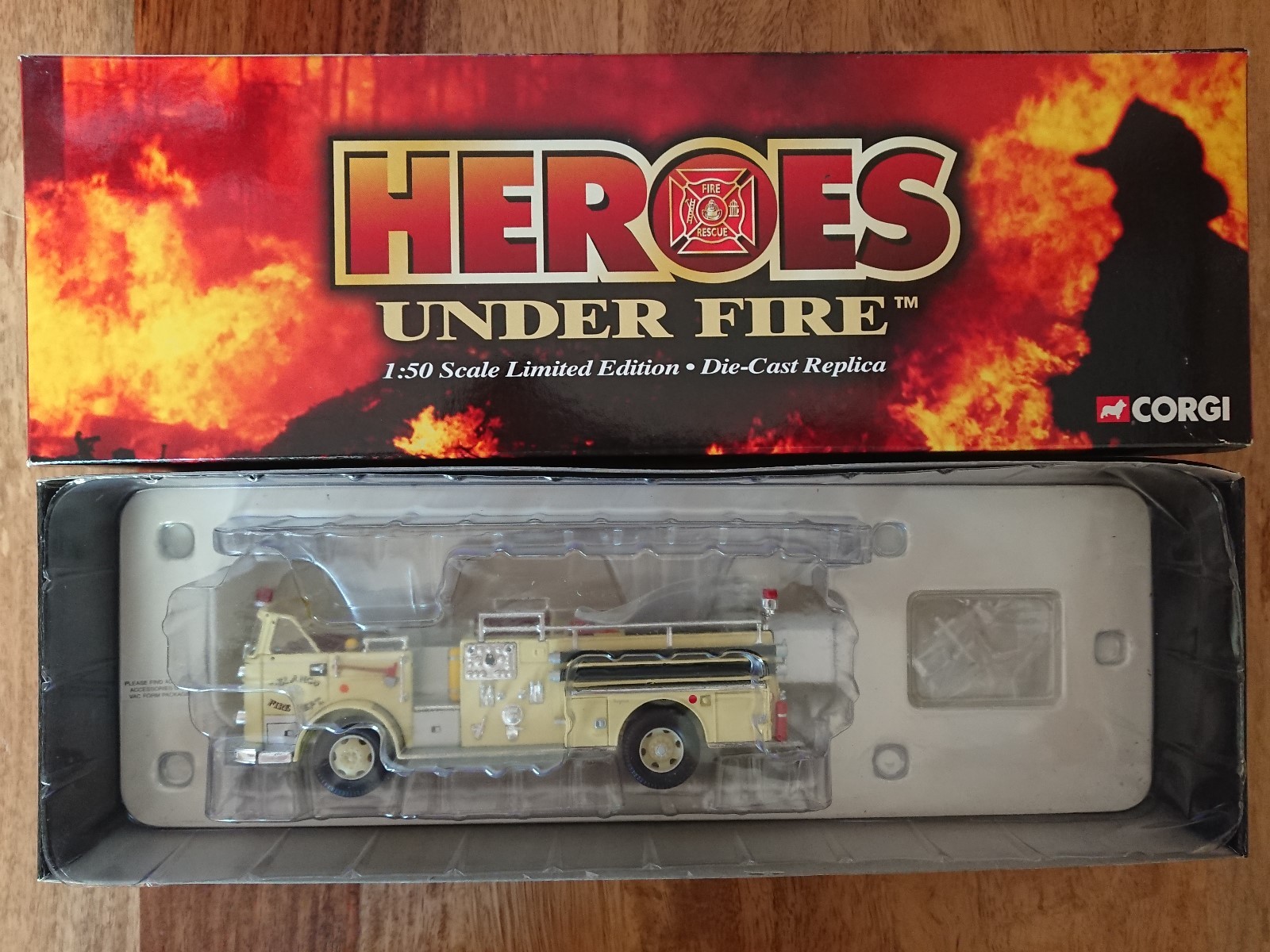 CORGI US50808 Seagrave K POMPISTA Washington FUOCO Co. No.1 Ltd Ed. 1561 del 2000 CORGI US50808 Seagrave K POMPISTA Washington FUOCO Co. No.1 Ltd Ed. 1561 del 2000