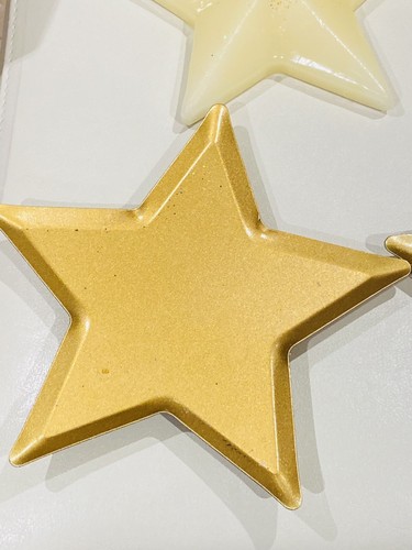 Large Pair Of Gold Metal Star Candle Holders With Candles - 21CM D Each - Picture 8 of 11