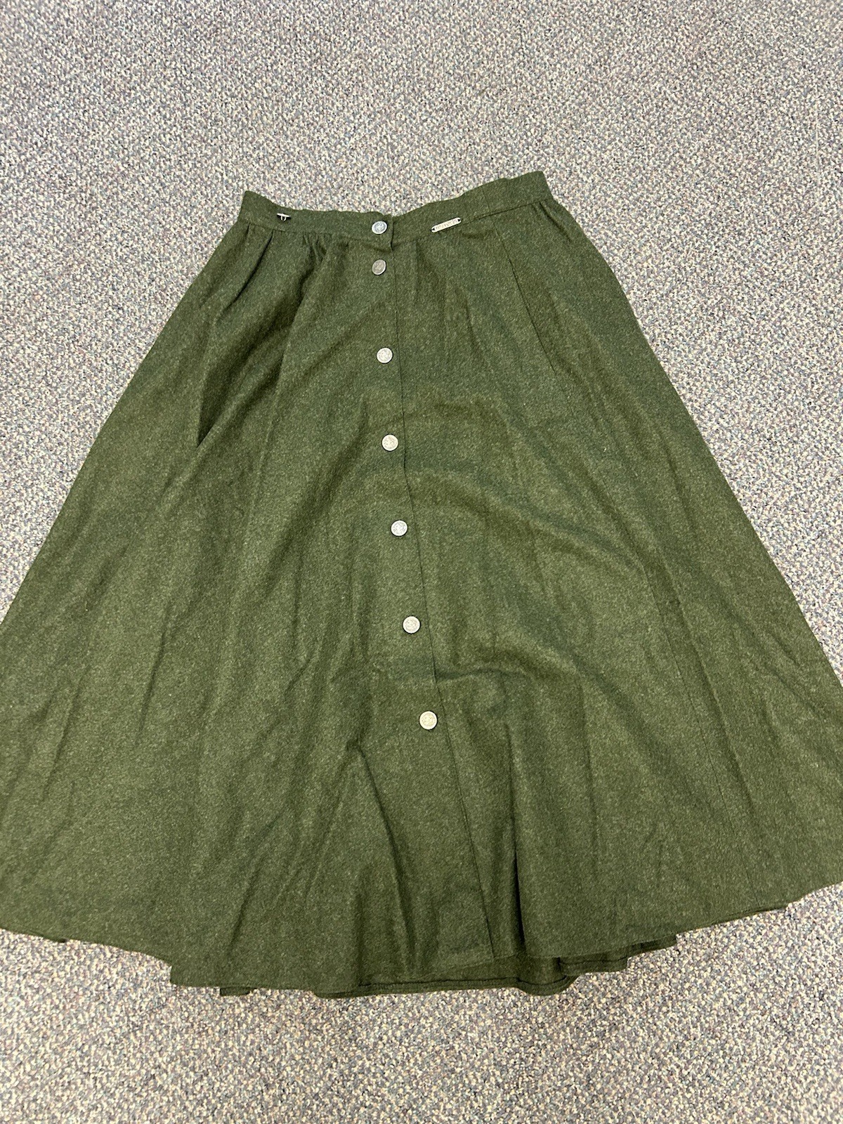 Picture 2 of 8