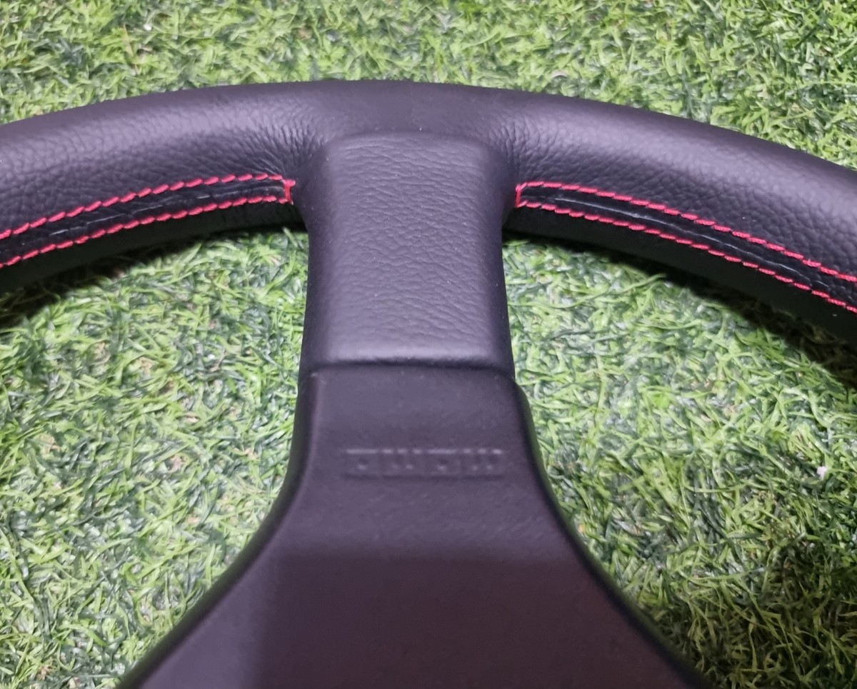 momoページ Honda Access MOMO Ghibli Leather Steering Wheel Beat PP1 EG