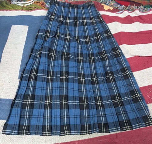 Vintage D. McArthur Of Scotland Womens Pleated Wool Skirt Kilt Size 4 Blue Plaid - Picture 2 of 8