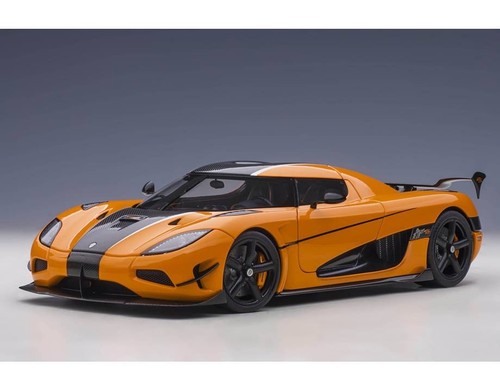 Cono AutoArt Koenigsegg Agera RS naranja/carbono con detalles negros 1/18. 79023 - Imagen 1 de 16