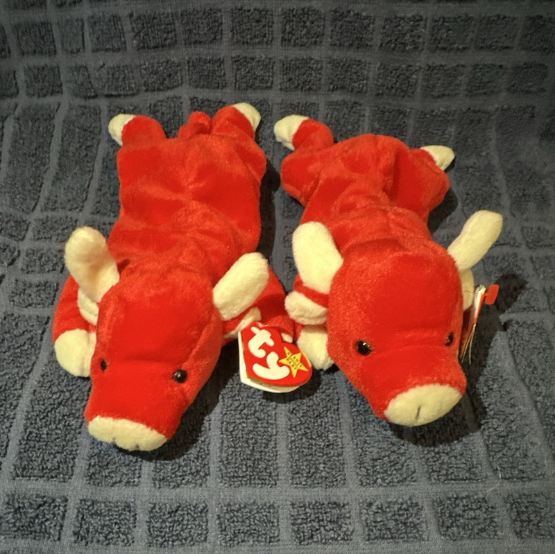 Ty Beanie Babies “TABASCO” the Bull Red Vintage 1995.  RARE WITH ERRORS!! PVC