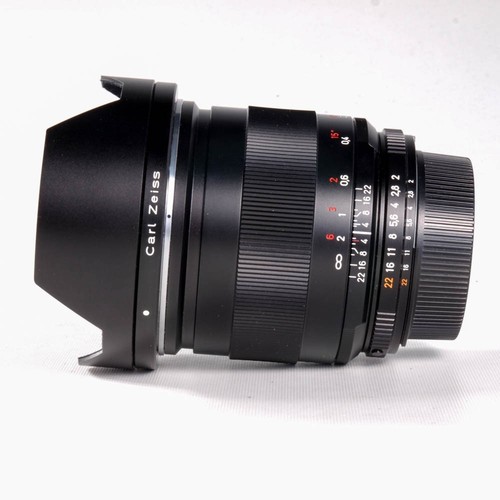 Zeiss Distagon 25mm f/2 Lens for Nikon F Mount - Picture 3 of 4