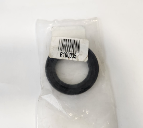 National 710345 Oil Seal For 05-15 Toyota FJ Cruiser Tacoma Tundra - Picture 2 of 2