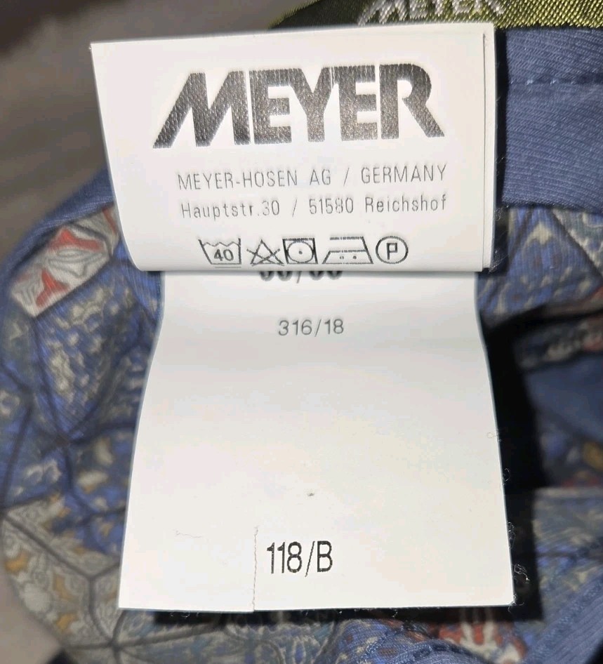 Foto 7 di 9