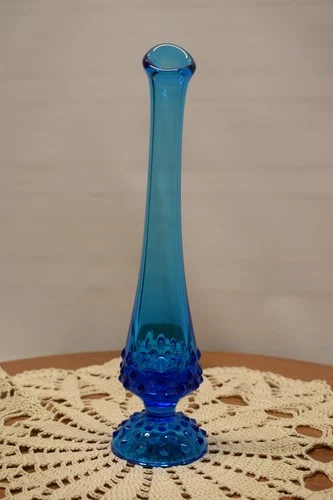 Vintage Fenton Blue Hobnail Swung Vase 10 1/8”