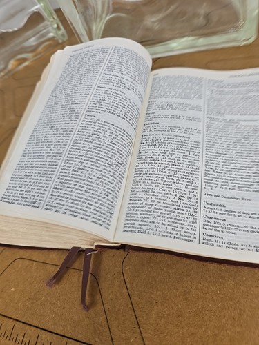 KJV Soft Brown Cover Bible Published by Church of Latter Day Saints 1979 GUC - Picture 15 of 24