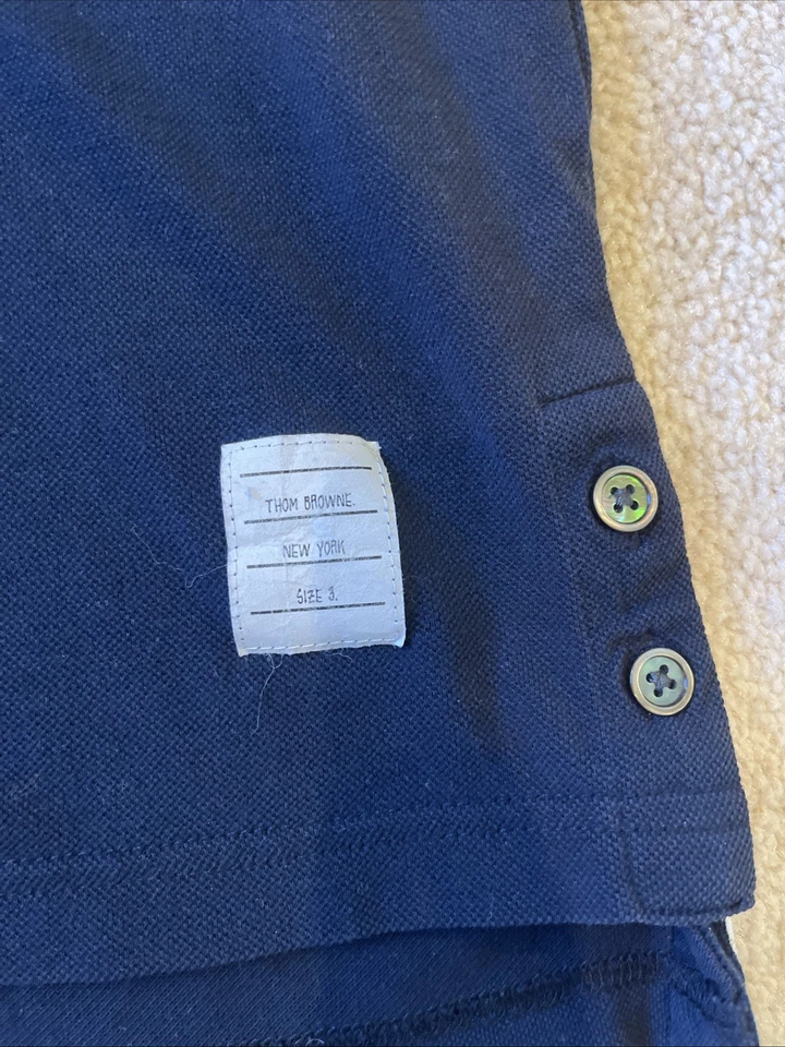 Camiseta Polo Thom Browne Talla 2 Mediana Piqué Azul Marino Mangas Cortas Hecha en Japón Foto 3 de 3