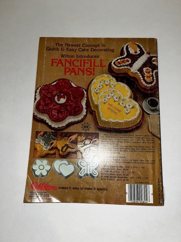 Wilton Yearbook Of Cake Decorating - 1977 Through 1984 (8 Issues) - Picture 9 of 17