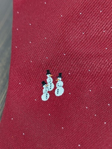 Wemlon Wembley Necktie 55x3 Inch Burgundy Red Snowman Winter Holiday Christmas - Picture 3 of 5