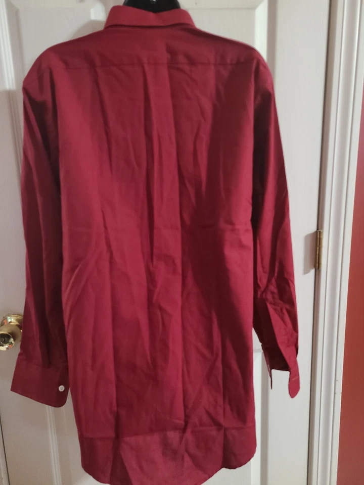 Camisa de vestir Hathway de popelina inglesa para hombre borgoña talla 15,5" (34-35) usada Foto 2 de 2