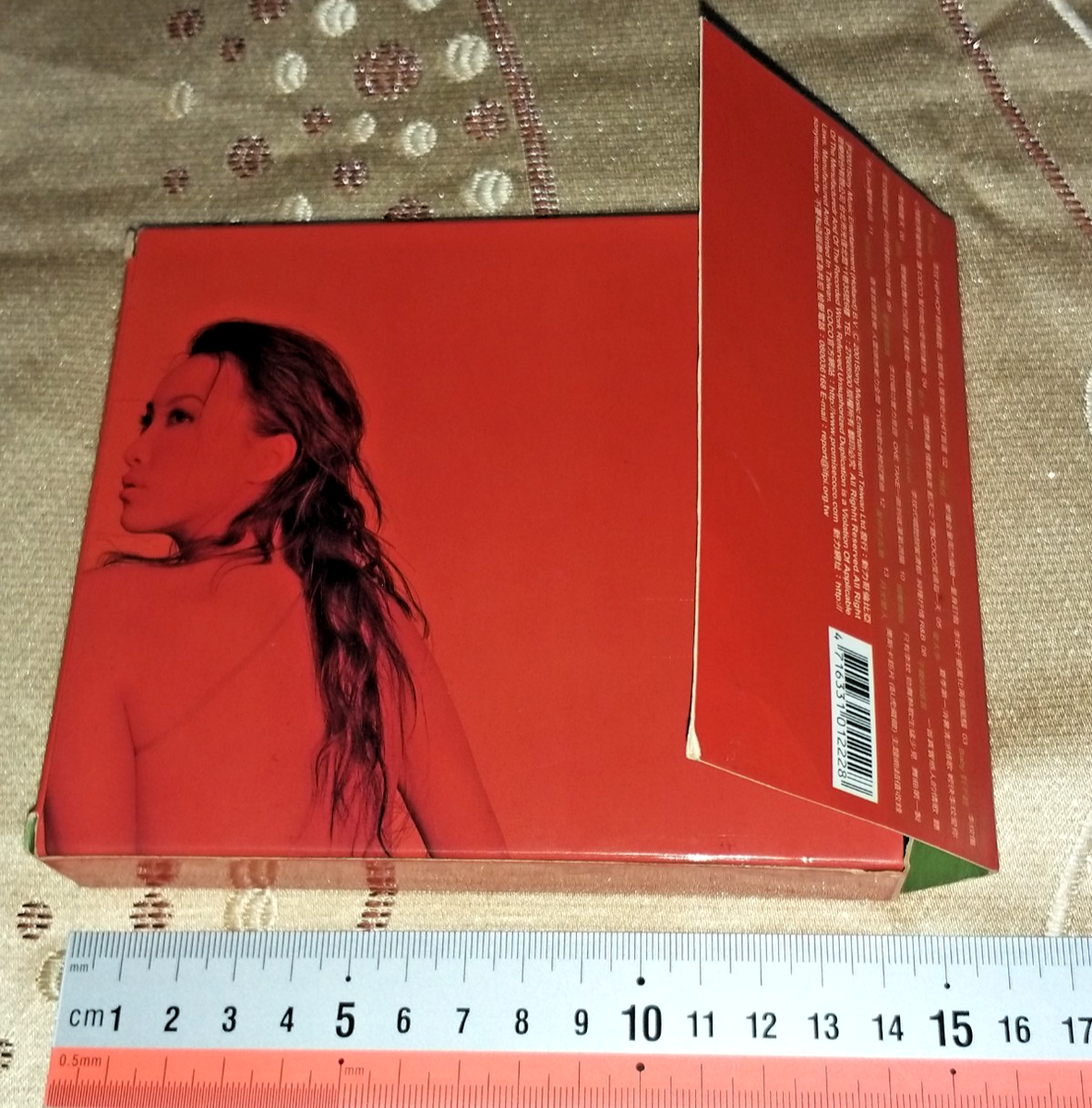 新加坡压制李玟Coco Lee Promise 2001 CD+歌词纸+写真集+光碟