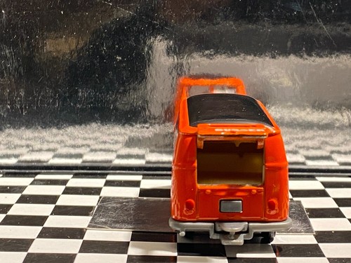 1/59 VOLKSWAGON T1 VAN BIG BURGER CHEF ORANGE M2 - Picture 5 of 6