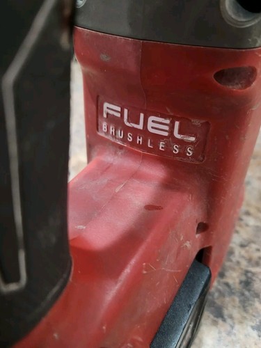 Milwaukee 2712-20 M18 FUEL 1" SDS Plus Rotary Hammer w/3Ah Battery - Picture 5 of 17