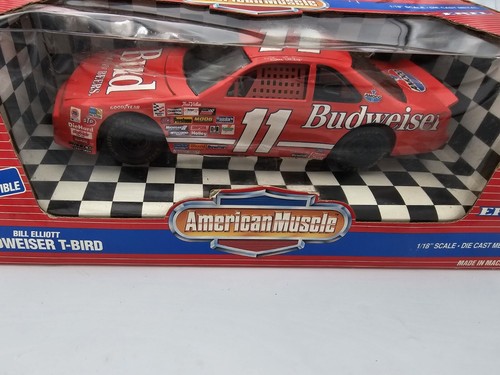 Ertl Americano Muscolo Banconote Elliott Budweiser T-Bird 1/18 Scala , Misb - Foto 2 di 10