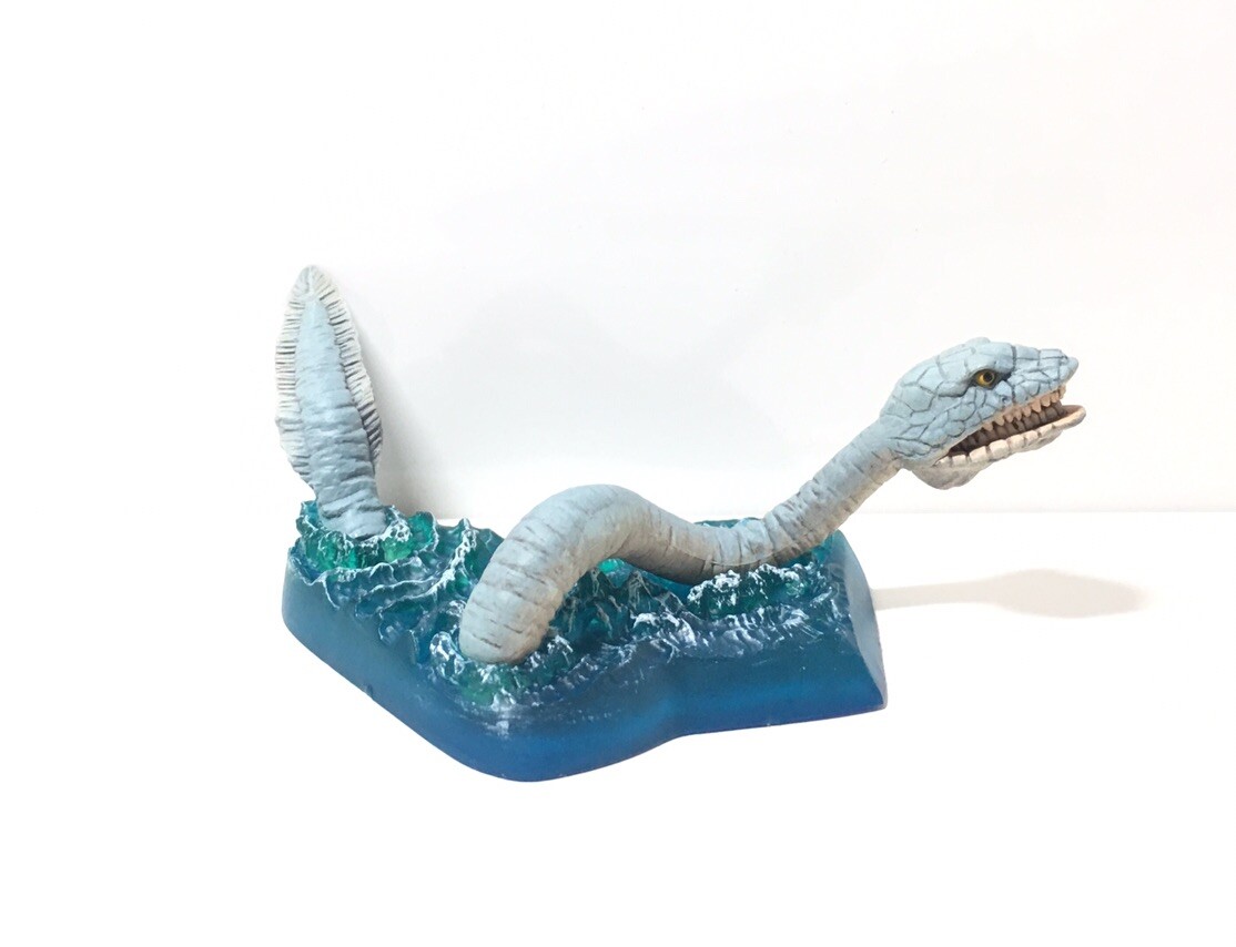 Japan Exclusive Toho Iwakura Godzilla Kingkong Figure Sea
