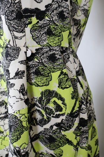 GUESS COMPLETO DONNA MAGLIA PANTALONCINO Tg. L SALOPETTE ONE PIECE VINTAGE ZIP - Foto 7 di 14