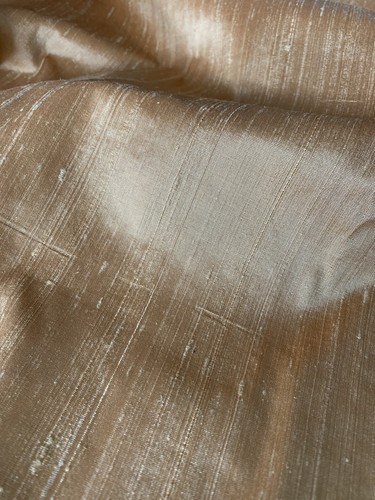 Material caramelo de seda James Hare Orissa (se vende por metro) 😊 - Imagen 4 de 7