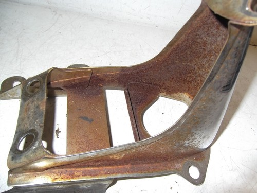 HONDA CB750 REAR LIGHT BRACKET CB750 SOHC - Picture 6 of 6
