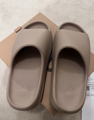 Yeezy Slides - Pure - UK Size 10 (US 10) - Brand New - Picture 3 of 6