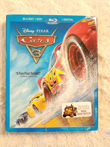 Disney Pixar Cars 3 Blu Ray Sealed in package  - Picture 1 of 2