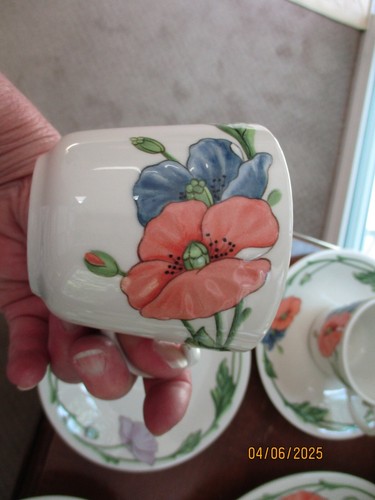 14 pc Villeroy & Boch Amapola Tea Service Set Tea Pot Sugar Creamer Cups Saucers - Picture 7 of 10