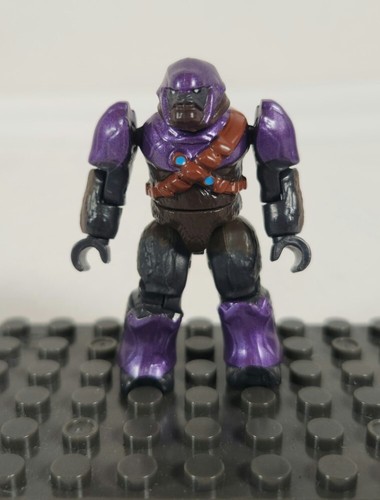 Halo MEGA Bloks Purple Brute Minifigure Covenant - Imagen 1 de 2
