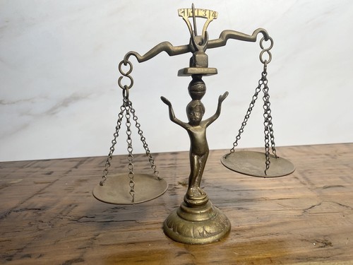 Vintage Brass Balance Scale Small Vintage Figure Angel Cherub Ball Figurine 6” - Picture 2 of 7