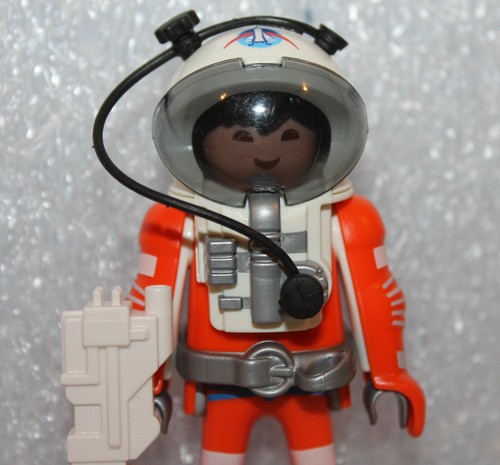 Playmobil Figures " Astronaut " Series 19 Boys 70565 - Picture 2 of 3