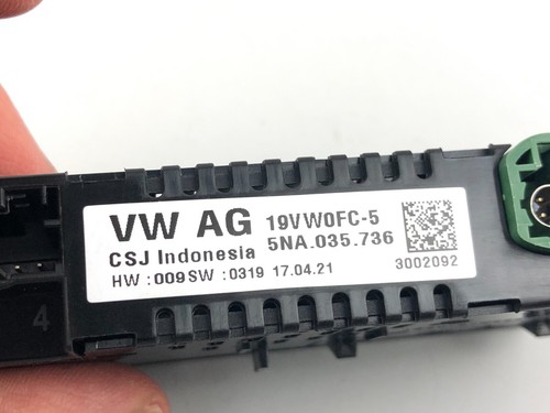 Volkswagen Golf Mk8 Center Console Dual Type C USB Port 5NA035736 - Picture 10 of 10