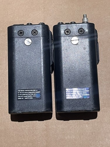 Tekk Pro-50 VHF 5W 4Ch Two-Way Radio Set Of 2 UNTESTED - Zdjęcie 4 z 5