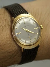 Lucien Piccard 14K Solid Gold Oblong Egg 31mm Men's Vintage Swiss Dress Watch